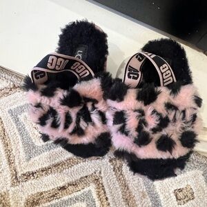 UGG Fluff Yeah Animalia Slides